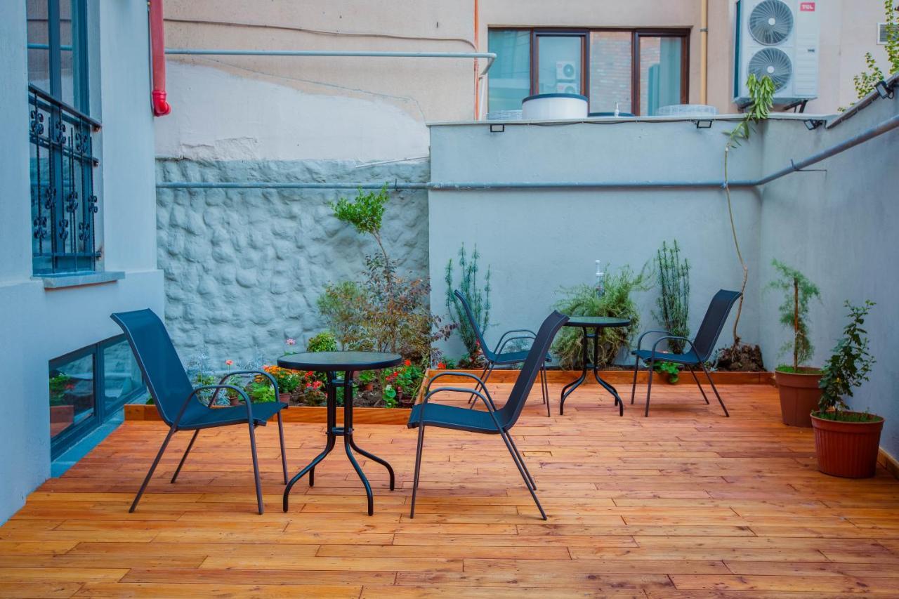 Central Gate Hotel In Heart Of Tbilisi Ngoại thất bức ảnh