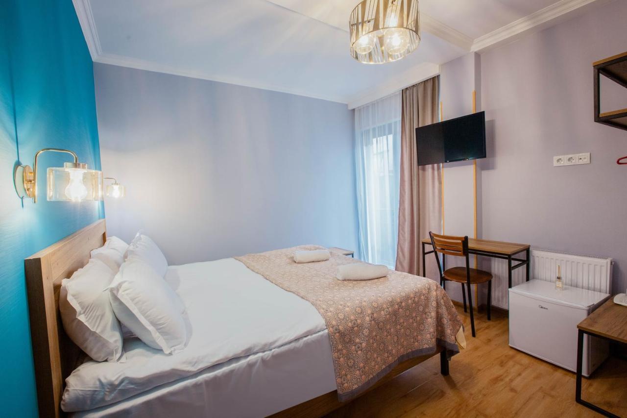 Central Gate Hotel In Heart Of Tbilisi Ngoại thất bức ảnh