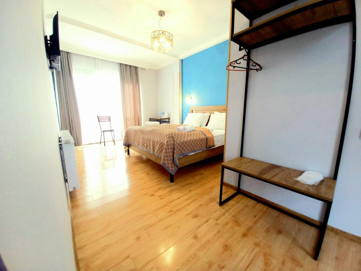 Central Gate Hotel In Heart Of Tbilisi Ngoại thất bức ảnh
